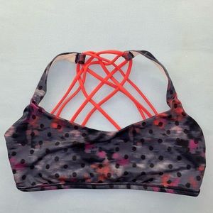 Lululemon Free to be Wild Sports Bra - Size 12